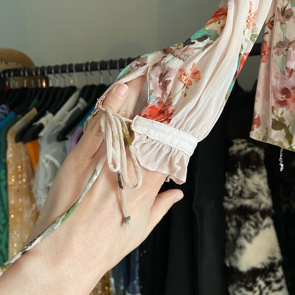 Zara floral blouse - Picture 3 of 3